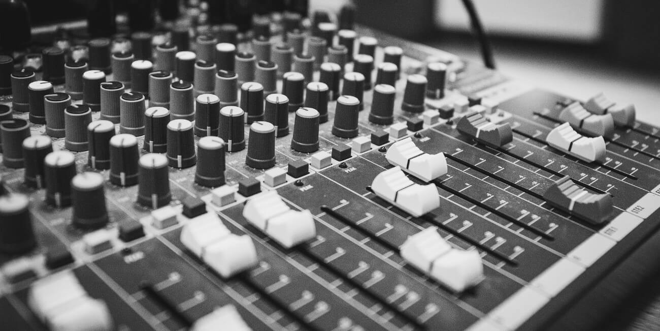 Discover how safe the online mixing and mastering services is online