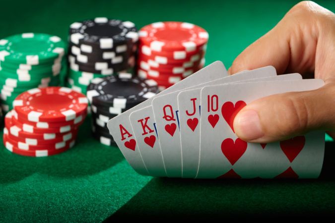 The Evolution of Texas Hold’em Poker: Why Everyone is Playing