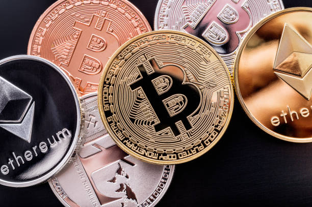 What is the difference between bitcoin and other cryptocurrencies?