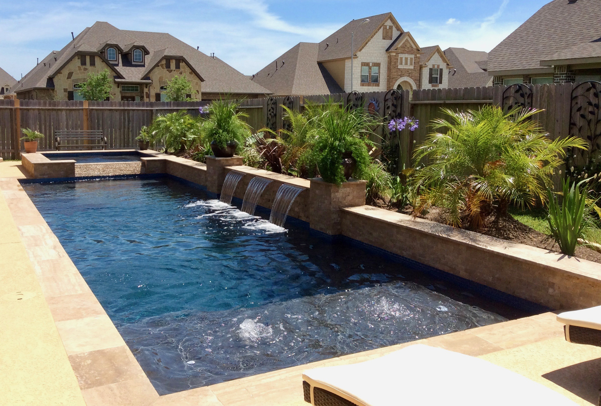 Create a Unique and Lasting Swimming Pool for Your Home with Professional Builders Across the State of Florida